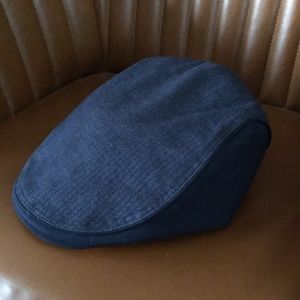 Ted Baker cap. Navy blue Cotten blend. Paisley lining. Size 60cm